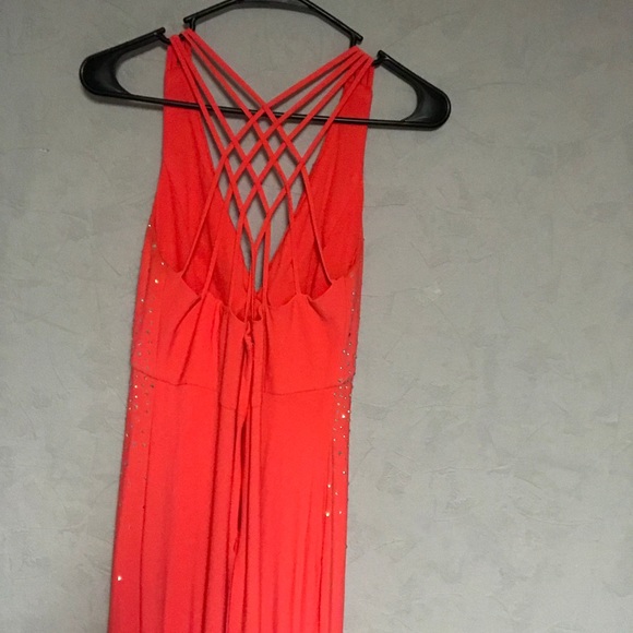 Peach prom dress - Picture 2 of 2